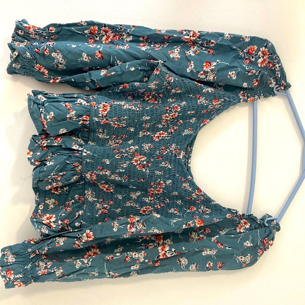 Teal floral long sleeve cropped blouse